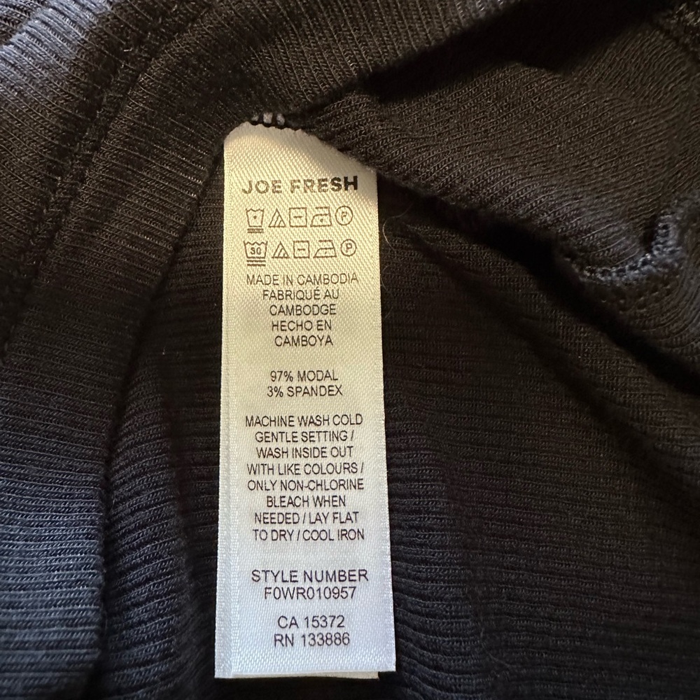 188 Joe Fresh Ribbed Cami - Picture 3 of 4